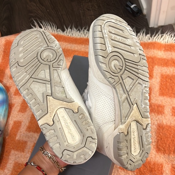 New Balance 550 Logo Patch Lace-Up Sneakers - Picture 8 of 11